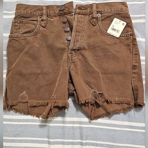 Short jeans
